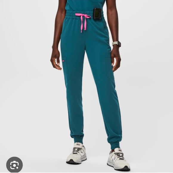 FIG Clothing Uman Relaxed Jogger Scrub Pants - Picture 1 of 4